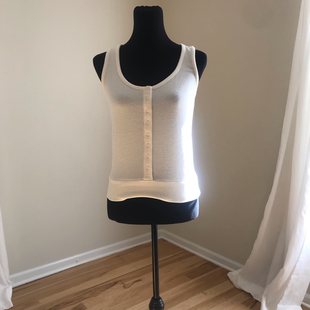 Gap Ivory Cream Sleeveless Knit - Size XS